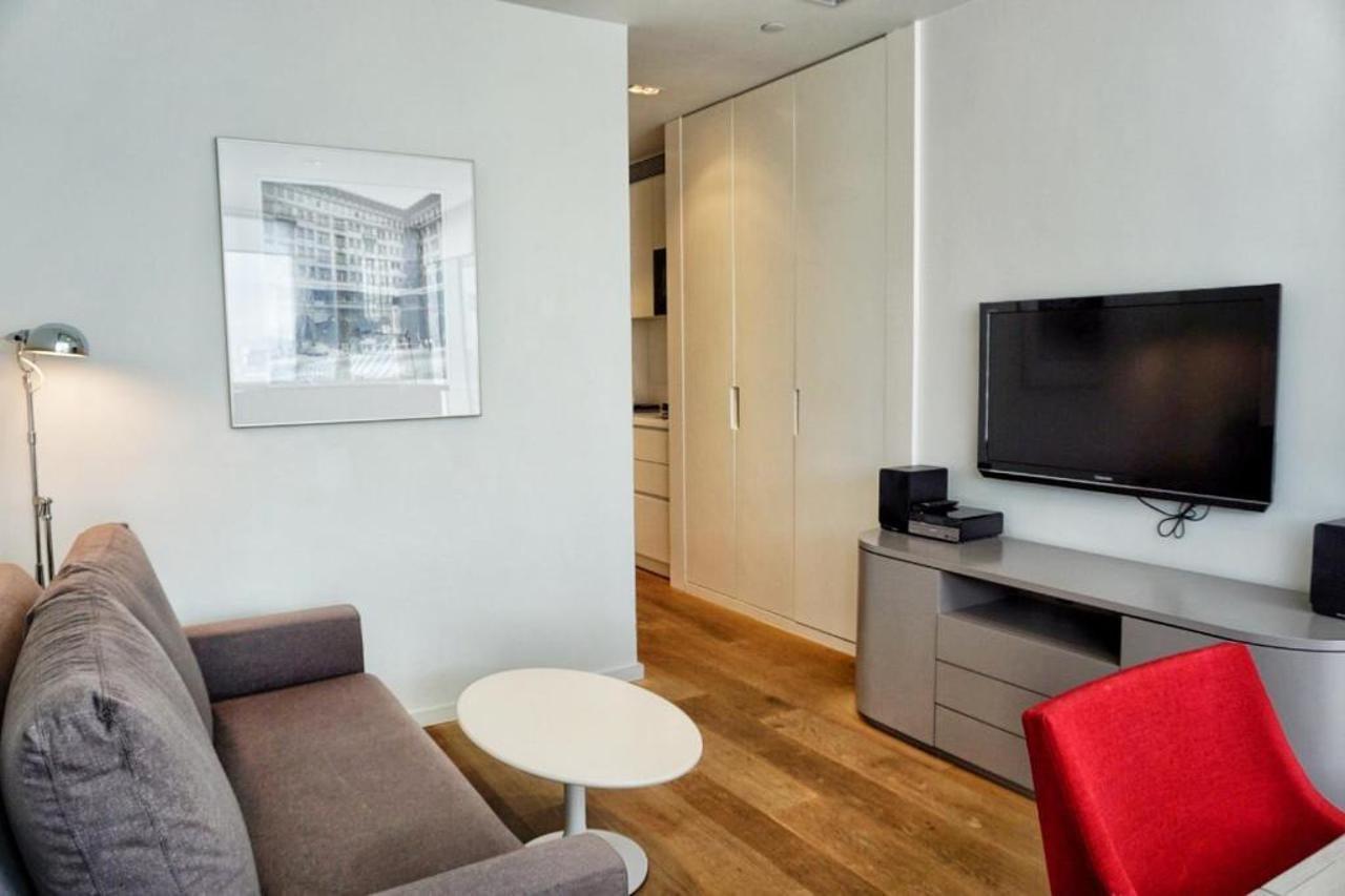 Twenty One Whitfield Aparthotel Χονγκ Κονγκ Εξωτερικό φωτογραφία