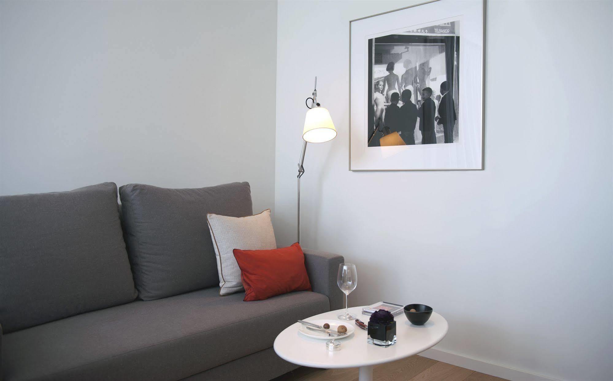 Twenty One Whitfield Aparthotel Χονγκ Κονγκ Εξωτερικό φωτογραφία